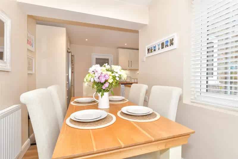 3 Bedroom Terraced House For Sale Near Motorways