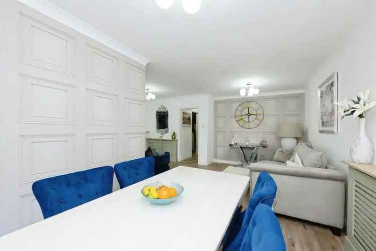 Two-Bedroom Riverside Flat in Ware Town Centre