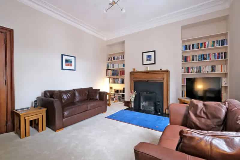 Flat For Rent , 33,35, Hosefield Avenue, Aberdeen City, Scotland