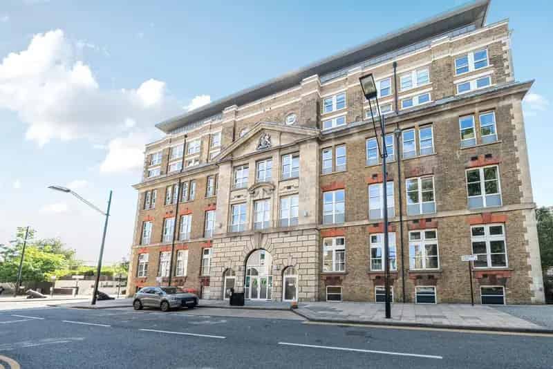 Flat For Sale , London, England
