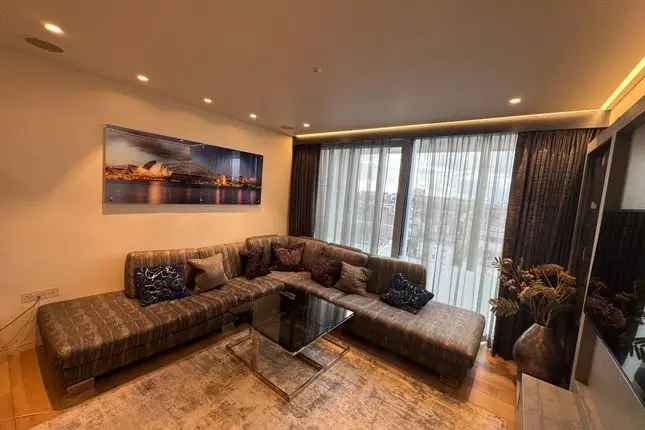 Flat to rent in Buckingham Palace Road, London SW1W