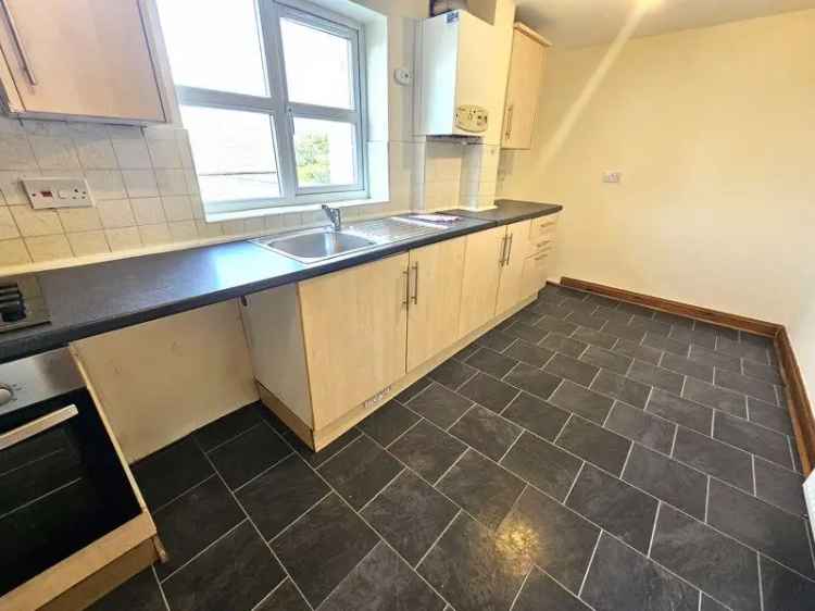 2 Bedroom First Floor Flat Fishponds