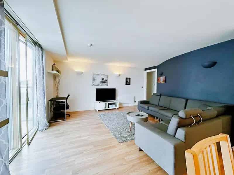 2 bedroom Flat
 To Let