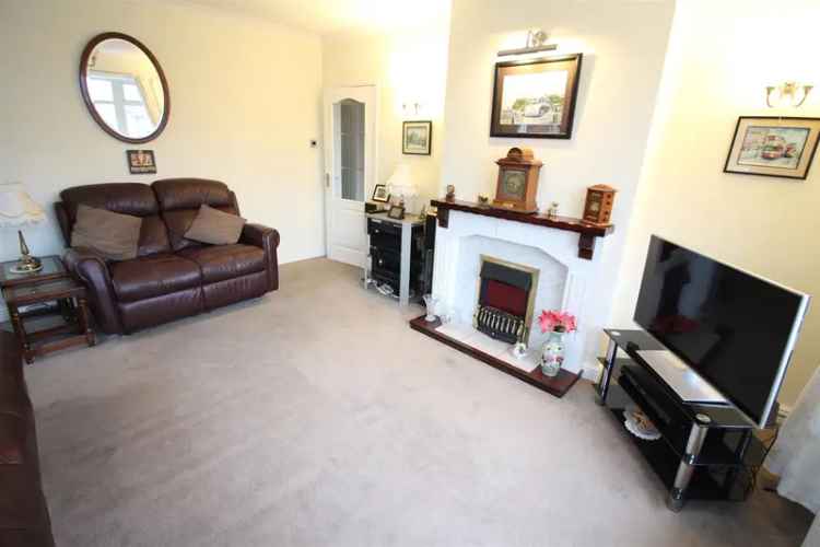 2 Bedroom Detached Bungalow House to Rent