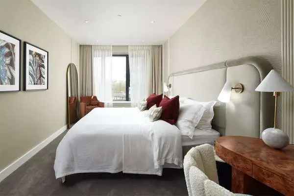 London Square Nine Elms Apartments: Luxury Thames Views