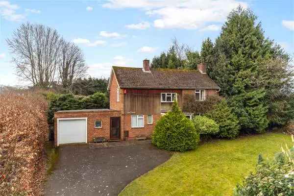 Charming 3-Bed Home with Golf Course Views and Development Potential