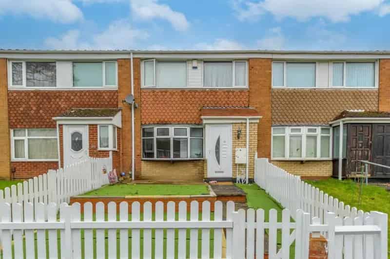 3 bedroom terraced house