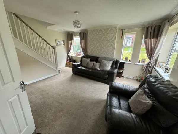 3 Bed Semi Detached House Driveway Garage Open Plan Living Room