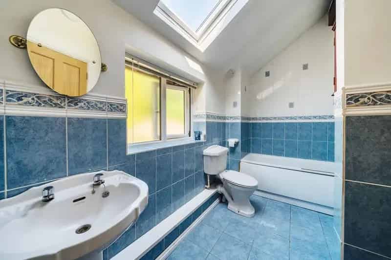 4 Bed Detached House for Sale