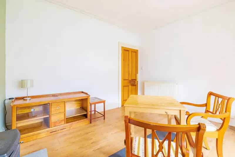 2 Bedroom Ground Floor Flat for Sale in Scotland