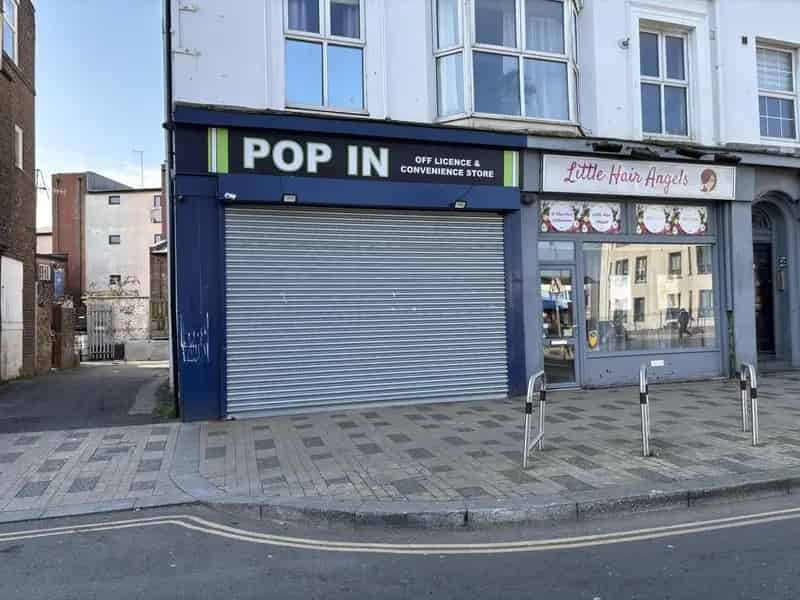 Ground Floor Shop Littlehampton High Street Near Train Station