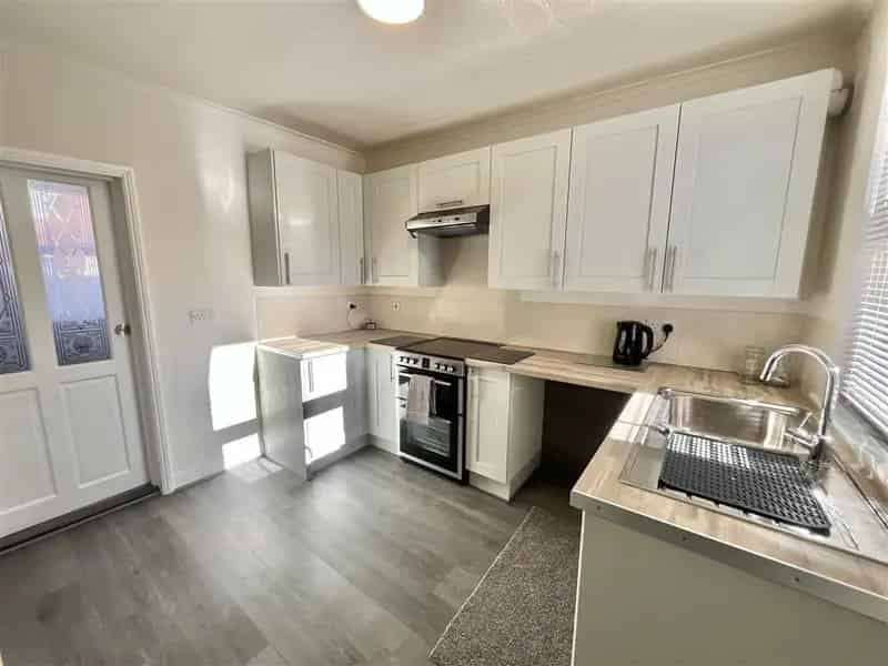 Two Bedroom House in Bulwell NG6 Available June