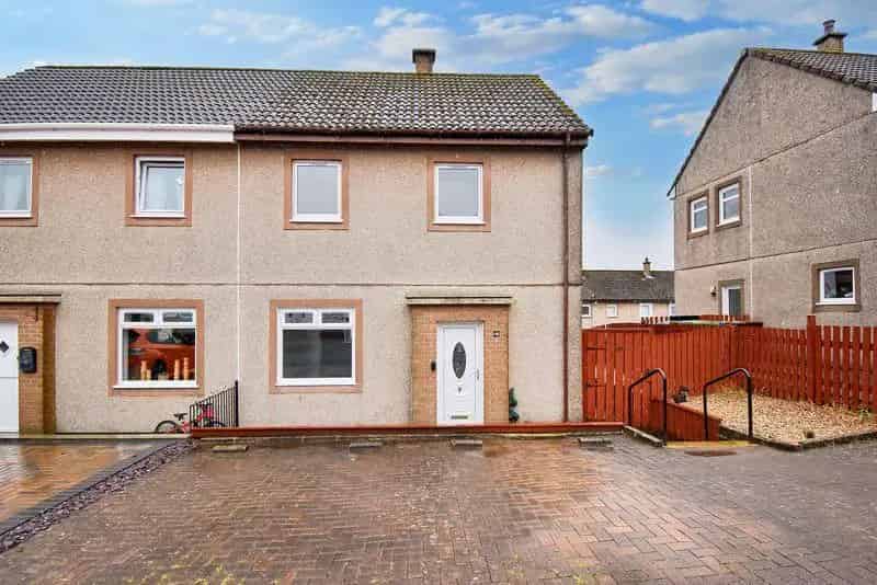 2 Bedroom Semi Detached House For Sale Kilsyth