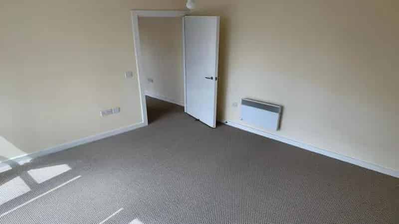 3-Unit Property Investment Opportunity Office and Flats