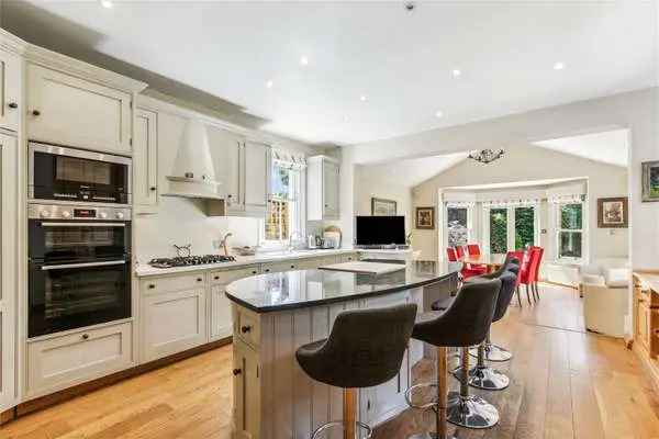 Woodville Gardens, London, W5 2LQ | Property for sale | Savills