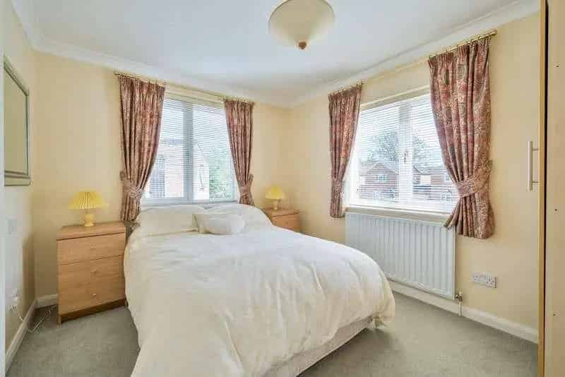 4 Bed Detached House For Sale
