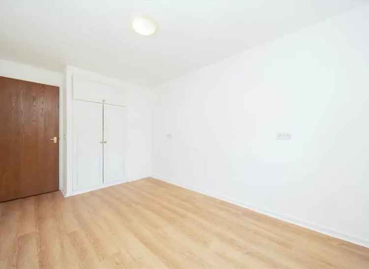 Flat For Sale , London, England