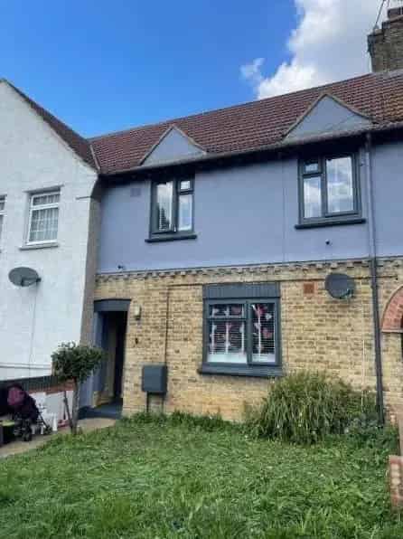 3 Bedroom House Southall Near Victoria Line