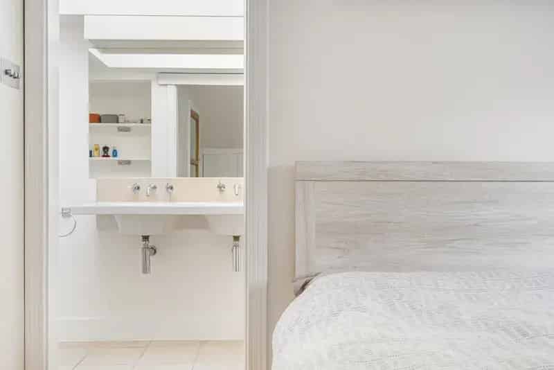 2 Bed 2 Bath Semi-Detached House Primrose Gardens
