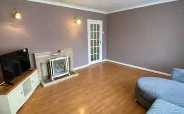 Three Bedroom Semi-Detached House For Sale in Galmington Taunton
