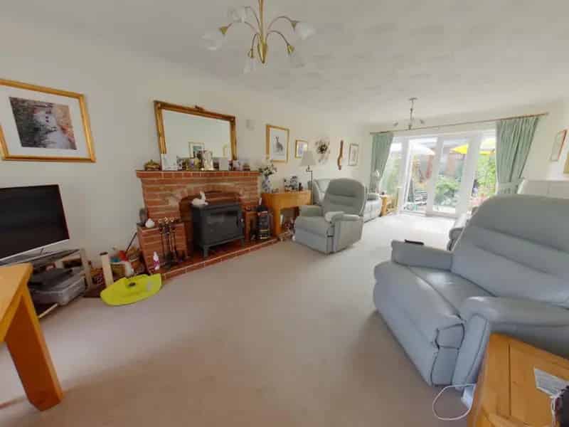 4 Bed Semi Detached House with 4kw Solar Panels Gosport