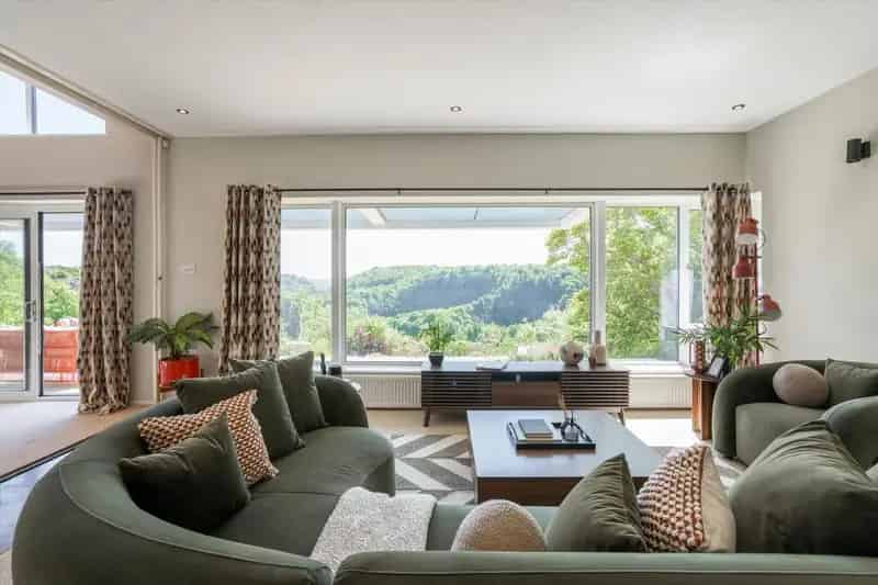 5 Bedroom Detached House for Sale in Sneyd Park Bristol