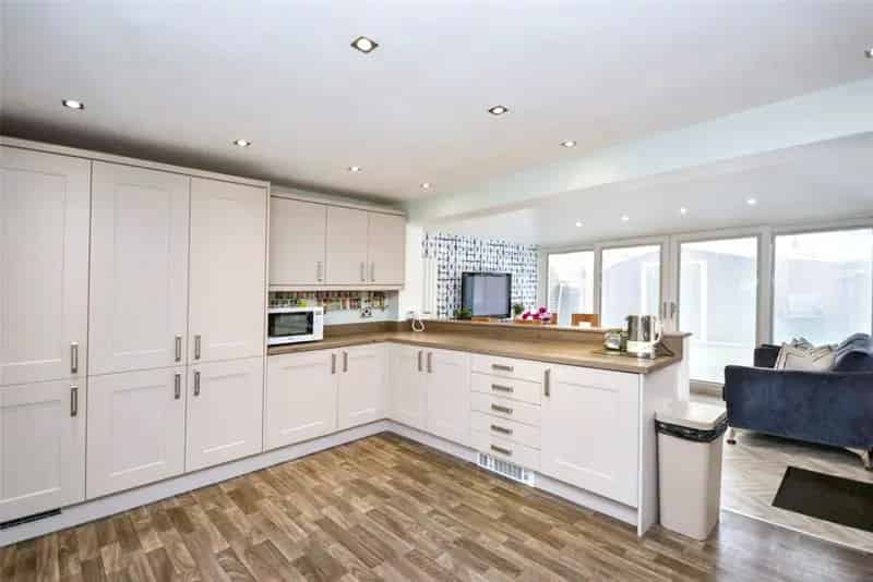 Three Bedroom Detached House Farsley
