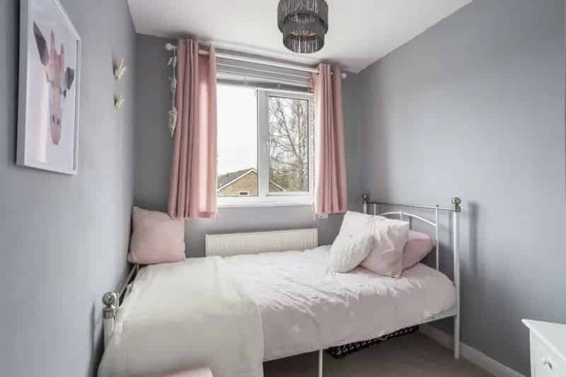 3 Bedroom Semi Detached House to Rent Warmley Bristol