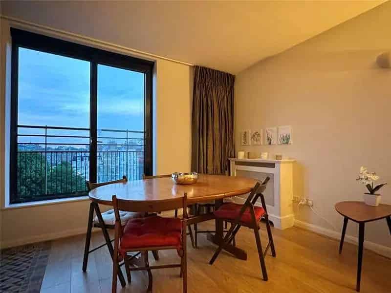 1 Bed Flat for Sale in Point West 766 sq ft