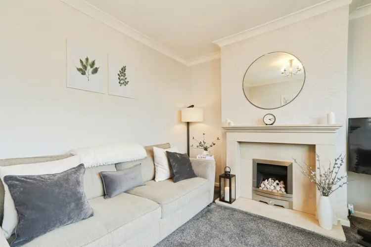 Charming 2-Bed Semi-Detached Home with Breathtaking Views