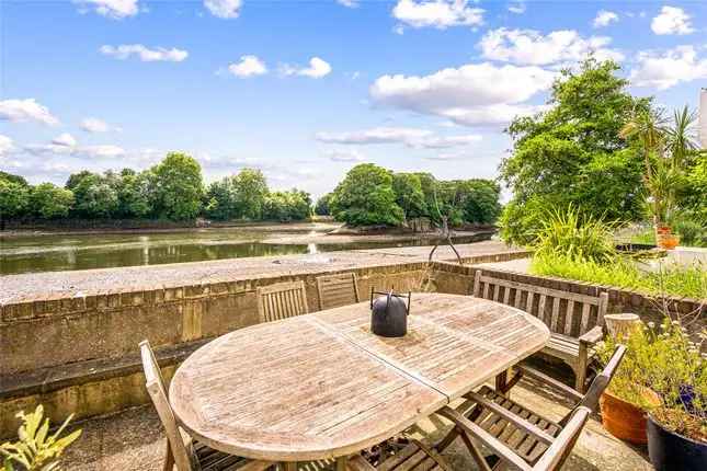 Georgian House Strand On The Green 4 Beds River Views