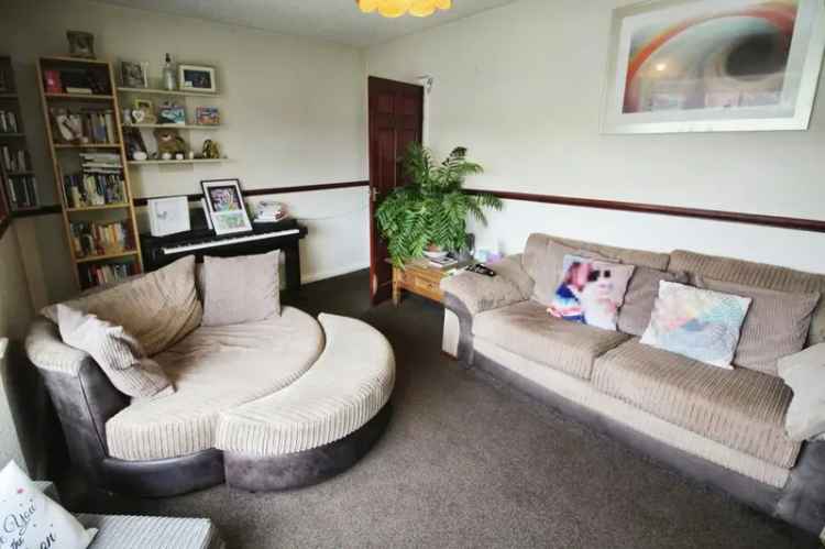 3 Bedroom Semi Detached House for Sale Sheffield S12