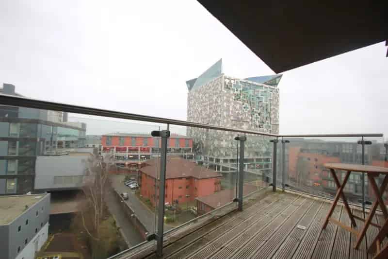 2 Bedroom Flat To Rent Available September 13 2025