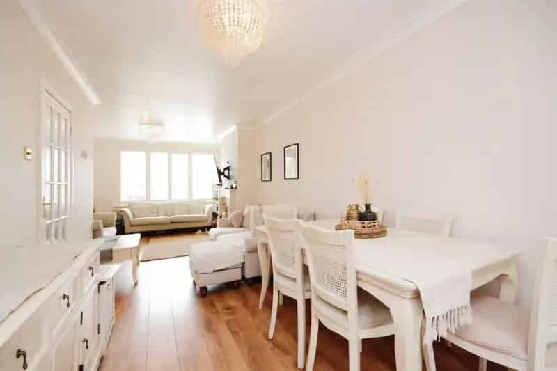 3 Bed House Great Baddow - Close to Schools and Amenities