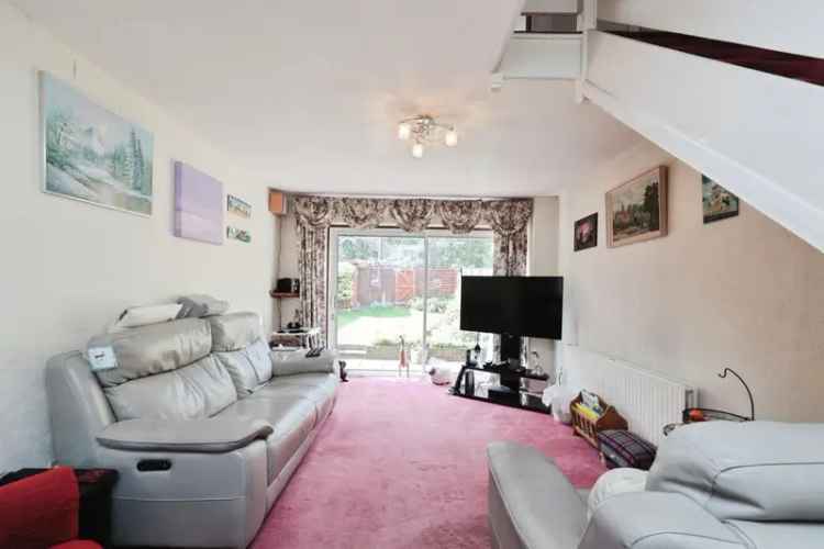 3 Bed Mid-Terraced House on Peregrine Close