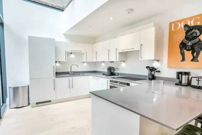 Duplex for Sale Lincolns Inn Fields London WC2A