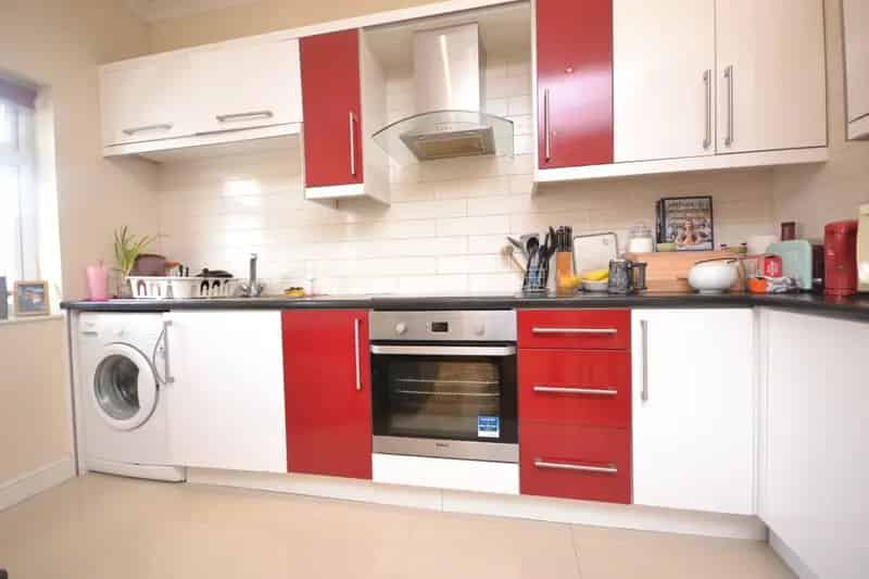 1 Bedroom Flat Near Reading Station For Sale