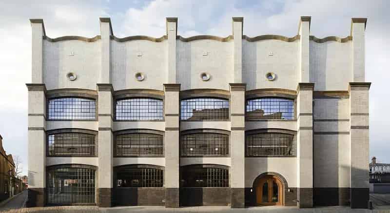 Chiswick W4 Studio Office  Roof Terrace High Ceilings