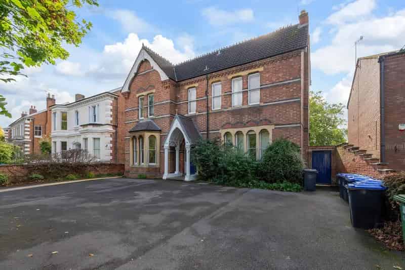 8 Bedroom Detached Victorian Villa Development Opportunity