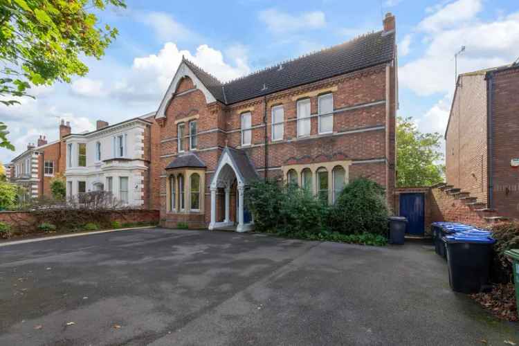 8 Bedroom Detached Victorian Villa For Sale