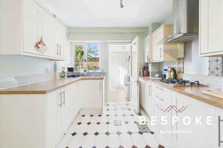 3 Bedroom House in Weston Macclesfield