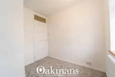 3 Bedroom Mid Terrace House Birmingham