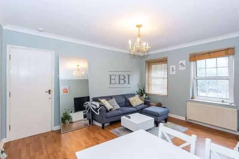 1 bed flat for sale
