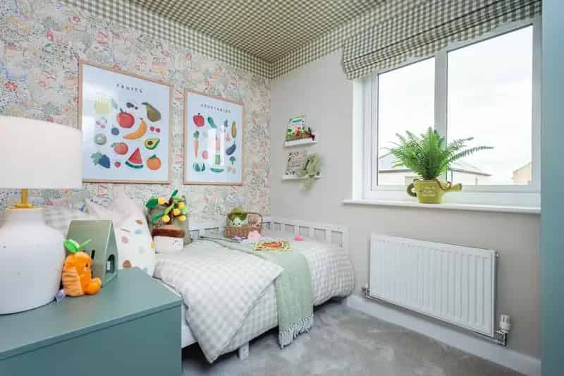 4 bed house for sale