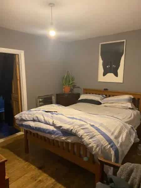 Victorian House Near London Great Transport Links