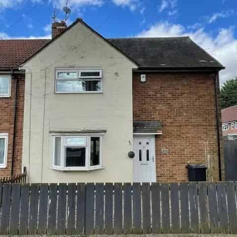 3 Bedroom End Terrace House to Rent