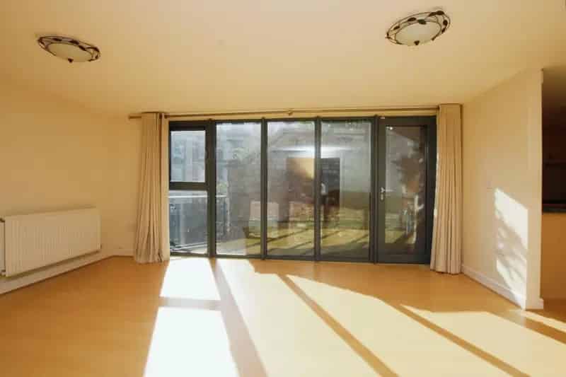 2 Bedroom Apartment City Center