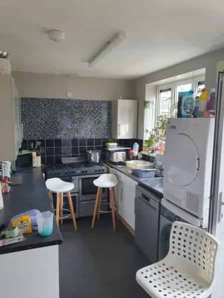 3 Bedroom House Near London