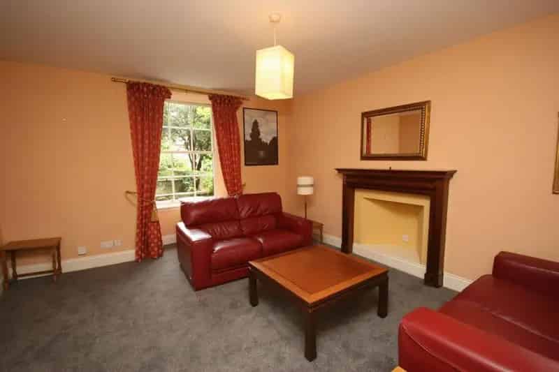 4 Bedroom Flat to Rent