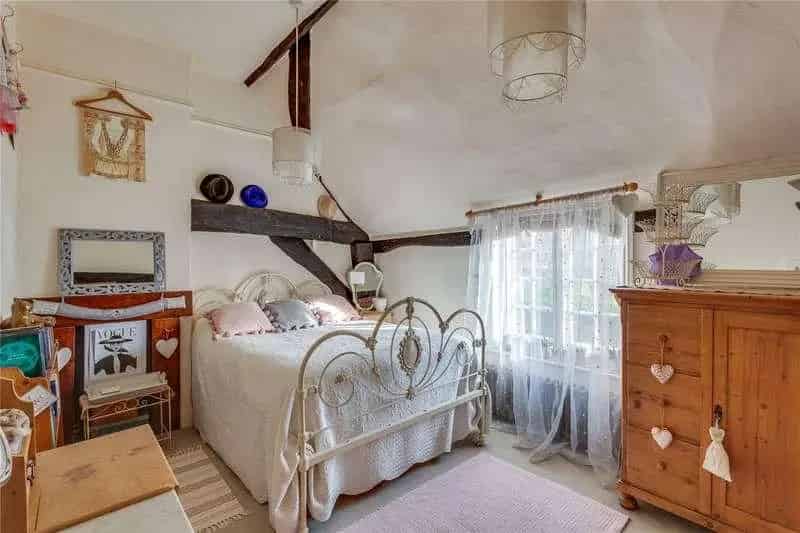4 Bed Grade II Listed House for Sale in Wargrave